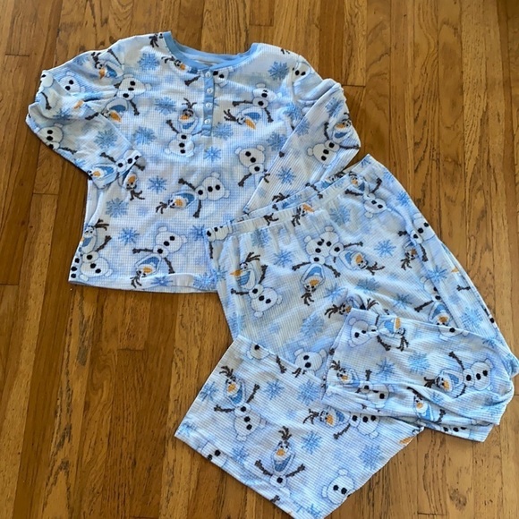 Disney Frozen Olaf Kids Two Set Cozy Pajamas Size Medium - Picture 1 of 6